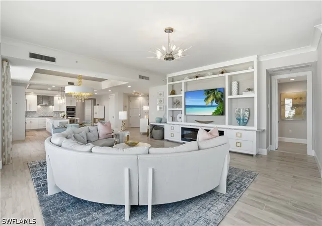 Listing Photo 5 - Condo for sale in building located at 4971 Bonita Bay Blvd, Bonita Springs, FL 34134 - Unit #606