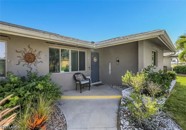 Photo 1 of Single family home for sale at 4305 Se 1st Avenue, Cape Coral, FL 33904 | MLS# 226015832 | Listing updated on 2026-08-18