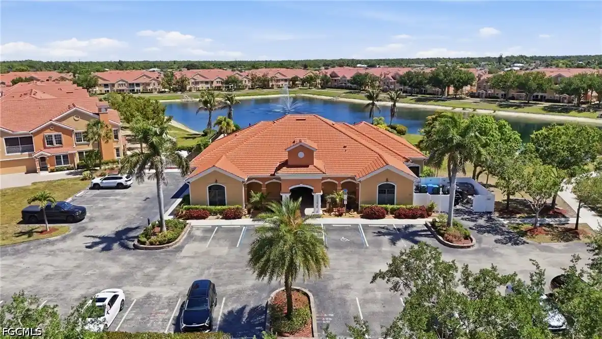Listing Photo 2 - Condo for sale in 1794 Concordia Lake Cir located at 1794 Concordia Lake Cir, Cape Coral, FL 33909 - Unit #2607