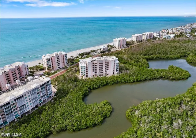 Listing Photo 3 - Condo for sale in building located at 260 Barefoot Bch Blvd, Bonita Springs, FL 34134 - Unit #301