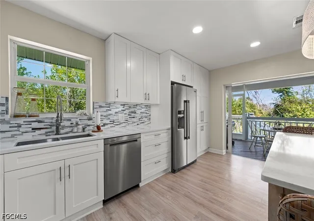 Photo 3 of Sale Pending at 207 Daniel Dr, Sanibel, FL 33957 | MLS# 2026019271 | Listing updated on 2026-08-19
