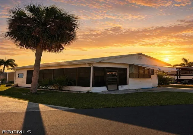 Photo 1 of Manufactured home for sale at 19681 Summerlin Rd #395, Fort Myers, FL 33908 | MLS# 2026019279 | Listing updated on 2026-08-14