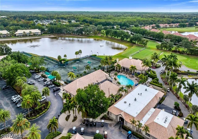 Listing Photo 2 - Condo for sale in building located at 13231 Sherburne Cir, Bonita Springs, FL 34135 - Unit #1502