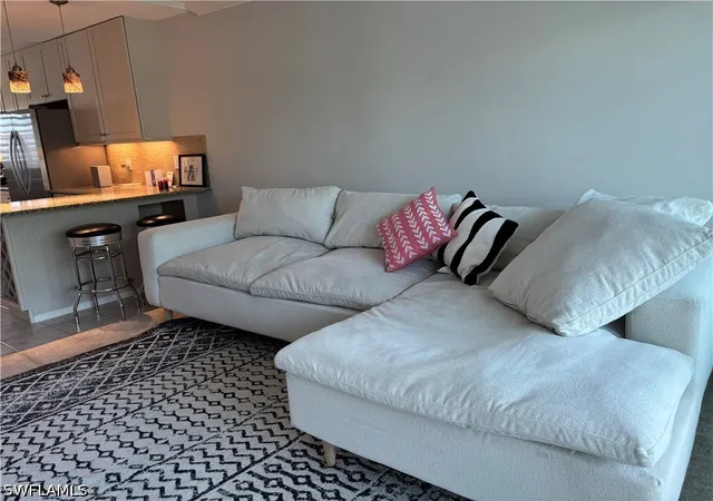 Listing Photo 5 - Condo for sale in building located at 490 Broad Ave S, Naples, FL 34102 - Unit #H490