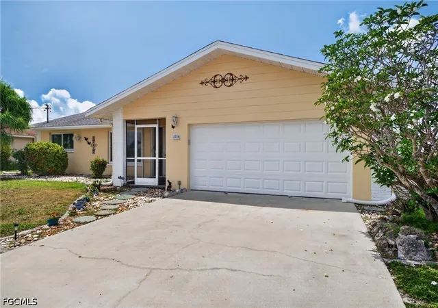 Photo 3 of Single family home for sale at 1314 Shelby Pkwy, Cape Coral, FL 33904 | MLS# 2026020063 | Listing updated on 2026-08-17
