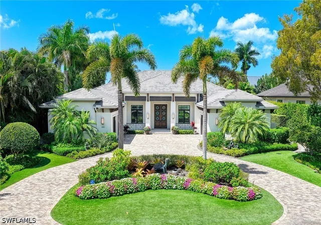 Photo 1 of Single family home for sale at 3003 Crayton Rd, Naples, FL 34103 | MLS# 226014388 | Listing updated on 2026-08-15