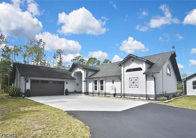 Photo 3 of Single family home for sale at 12206 Honeysuckle Rd, Fort Myers, FL 33966 | MLS# 2026020517 | Listing updated on 2026-08-28