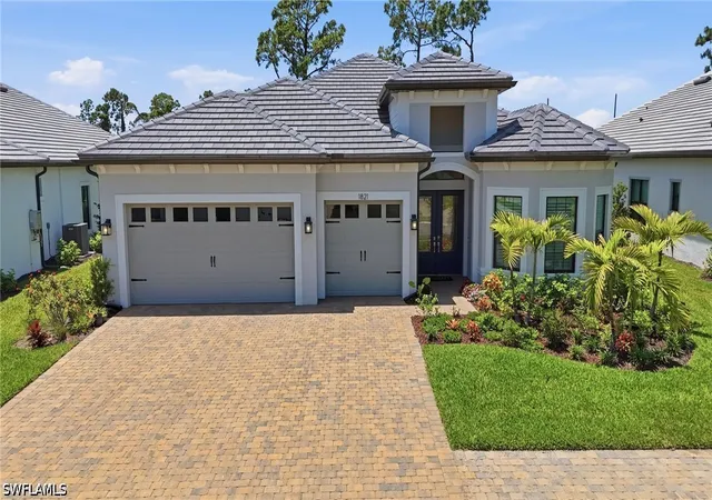 Photo 2 of Single family home for sale at 1821 Verada Ct, Naples, FL 34120 | MLS# 226016955 | Listing updated on 2026-08-24