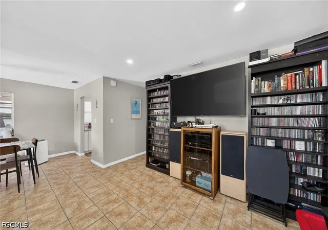 5th image of 2992 Lafayette St, Fort Myers, FL 33916 | MLS# 2026020782