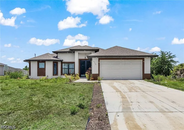Photo 3 of Single family home for sale at 3700 14th Street SW, Lehigh Acres, FL 33976 | MLS# 2026021008 | Listing updated on 2026-08-17