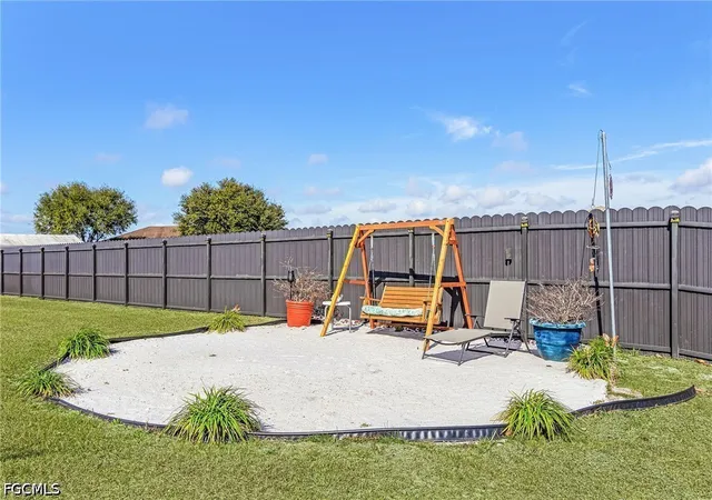 Photo 3 of Single family home for sale at 9032 Meadow Cir, Labelle, FL 33935 | MLS# 2026021035 | Listing updated on 2026-08-28