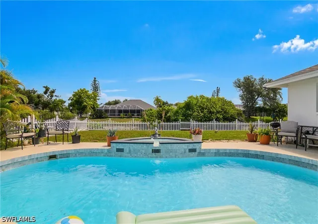 Photo 2 of Sale Pending at 257 Bunker Rd, Rotonda West, FL 33947 | MLS# 226018853 | Listing updated on 2026-10-05