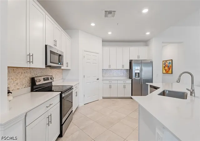 Photo 4 of Condo for sale at 12050 Santaluz Dr #202, Fort Myers, FL 33913 | MLS# 2026021352 | Listing updated on 2026-08-23