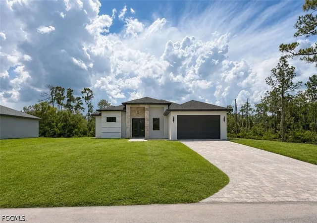 Photo 2 of Single family home for sale at 211 Truman Ave, Lehigh Acres, FL 33936 | MLS# 2026021446 | Listing updated on 2026-08-23