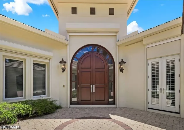 Photo 3 of Single family home for sale at 1284 Pocantico Ln, Naples, FL 34110 | MLS# 226017549 | Listing updated on 2026-08-19