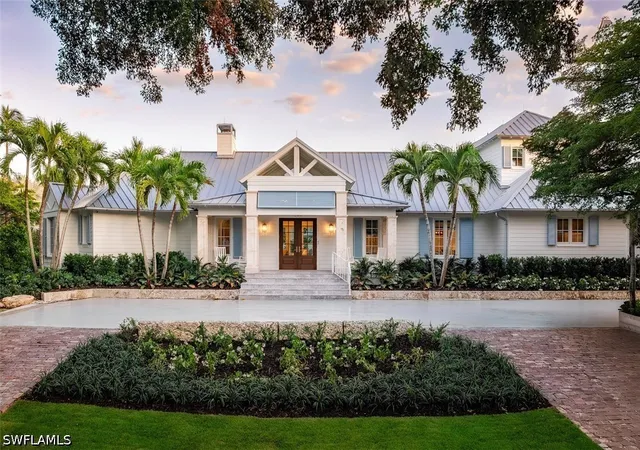 Photo 2 of Mansion for sale at 266 15th Avenue S, Naples, FL 34102 | MLS# 226013767 | Listing updated on 2026-08-30