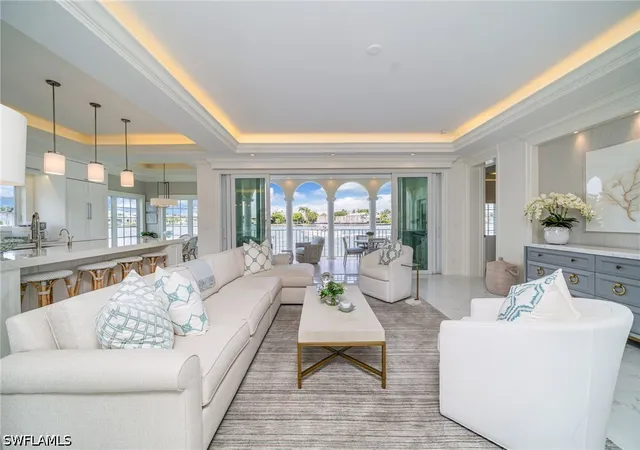 Photo 3 of Townhouse for sale at 4000 Gulf Shore Blvd N #3300, Naples, FL 34103 | MLS# 226017539 | Listing updated on 2026-08-27