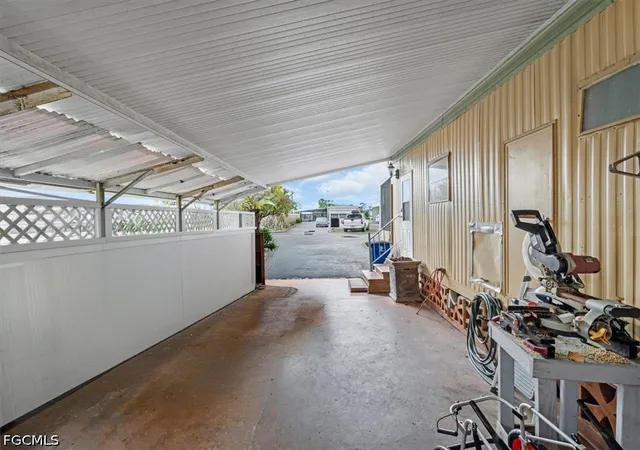 Photo 3 of Manufactured home for sale at 265 Fireball Ln, North Fort Myers, FL 33917 | MLS# 2026022310 | Listing updated on 2026-08-16