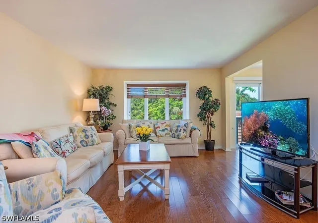 Listing Photo 4 - Condo for sale in building located at 1840 Bald Eagle Dr, Naples, FL 34105 - Unit #405C