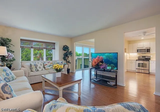 Listing Photo 5 - Condo for sale in building located at 1840 Bald Eagle Dr, Naples, FL 34105 - Unit #405C