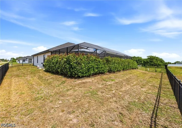 37th image of 4705 Dora Ave S, Lehigh Acres, FL 33976 | MLS# 2026022634