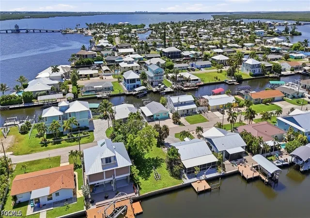 Photo 3 of Single family home for sale at 2691 Geary St, Matlacha, FL 33993 | MLS# 2026022664 | Listing updated on 2026-08-27