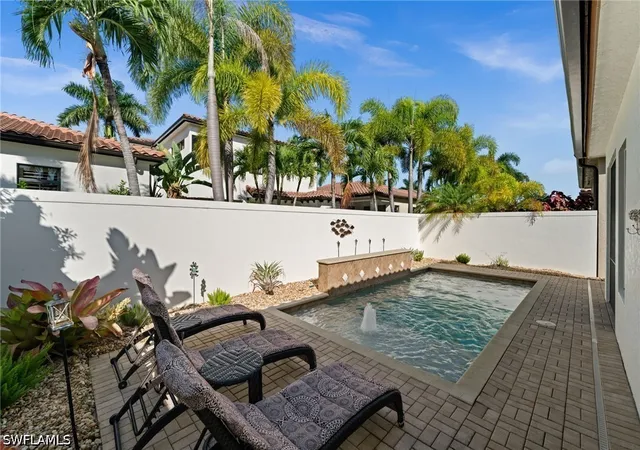 Photo 3 of Sale Pending at 8000 Cordoba Pl, Naples, FL 34113 | MLS# 226018712 | Listing updated on 2026-08-27