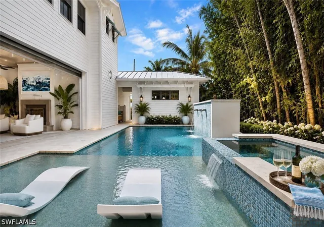 Photo 2 of Single family home for sale at 160 Broad Ave S, Naples, FL 34102 | MLS# 226019430 | Listing updated on 2026-08-18