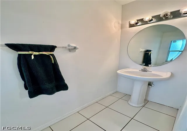 Photo 3 of Townhouse for sale at 3614 Pine Oak Cir #103, Fort Myers, FL 33916 | MLS# 2026023206 | Listing updated on 2026-10-06