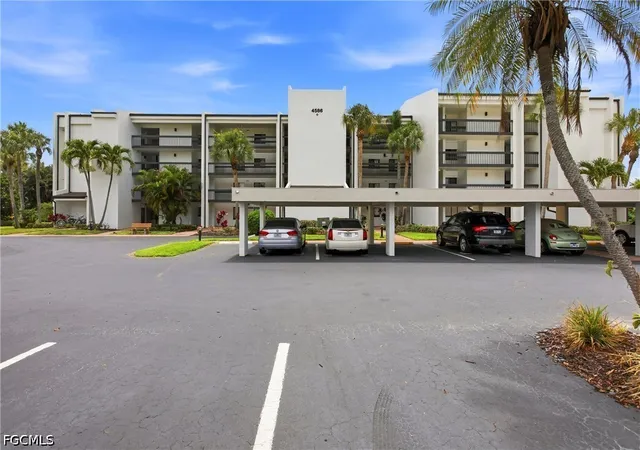 Photo 1 of Condo for sale at 4586 Trawler Ct #303, Fort Myers, FL 33919 | MLS# 2026023238 | Listing updated on 2026-08-16