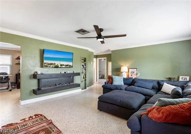 Photo 3 of Single family home for sale at 5521 Shaddelee Ln W, Fort Myers, FL 33919 | MLS# 2026023673 | Listing updated on 2026-08-17