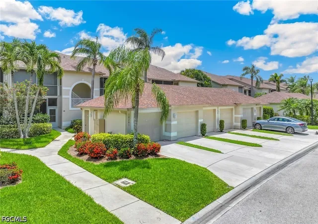 Photo 3 of Condo for sale at 14261 Hickory Links Ct #1214, Fort Myers, FL 33912 | MLS# 2026023705 | Listing updated on 2026-08-26