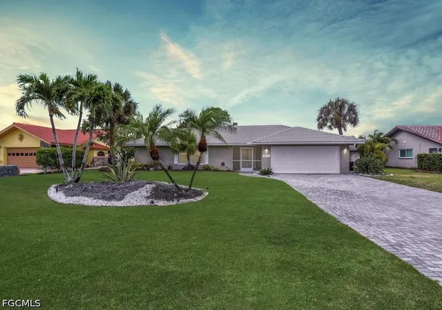 Photo 1 of Single family home for sale at 28372 Verde Ln, Bonita Springs, FL 34135 | MLS# 2026023710 | Listing updated on 2026-08-25