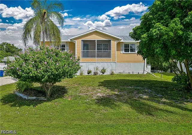 Photo 2 of Single family home for sale at 8093 Anhinga Rd, Fort Myers, FL 33967 | MLS# 2026024162 | Listing updated on 2026-08-19