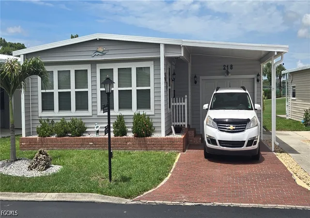 Photo 2 of Manufactured home for sale at 218 Nicklaus Blvd, North Fort Myers, FL 33903 | MLS# 2026024186 | Listing updated on 2026-08-17