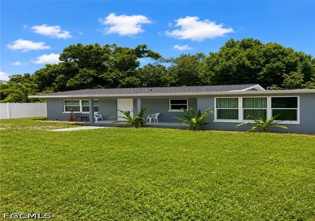Photo 2 of Single family home for sale at 257 Evergreen Rd, North Fort Myers, FL 33903 | MLS# 2026024302 | Listing updated on 2026-08-27