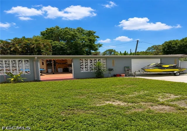 Photo 3 of Single family home for sale at 257 Evergreen Rd, North Fort Myers, FL 33903 | MLS# 2026024302 | Listing updated on 2026-08-27