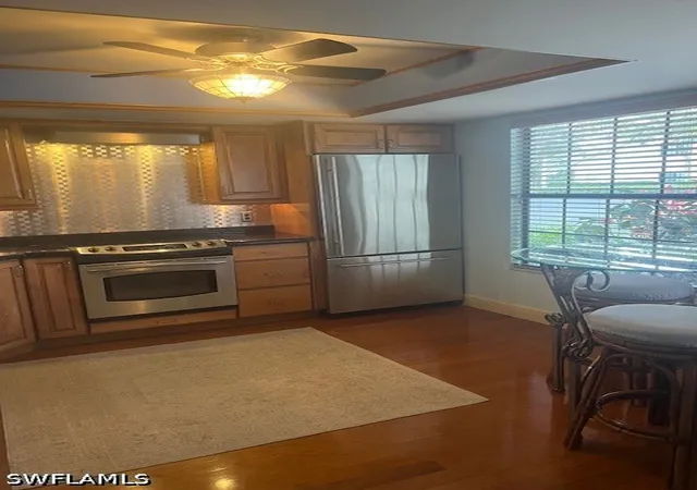 Listing Photo 4 - Condo for sale in building located at 840 Meadowland Dr, Naples, FL 34108 - Unit #J