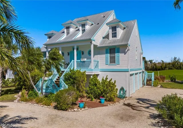 Photo 1 of Sale Pending at 1425 Causey Ct, Sanibel, FL 33957 | MLS# 2026024656 | Listing updated on 2026-08-18