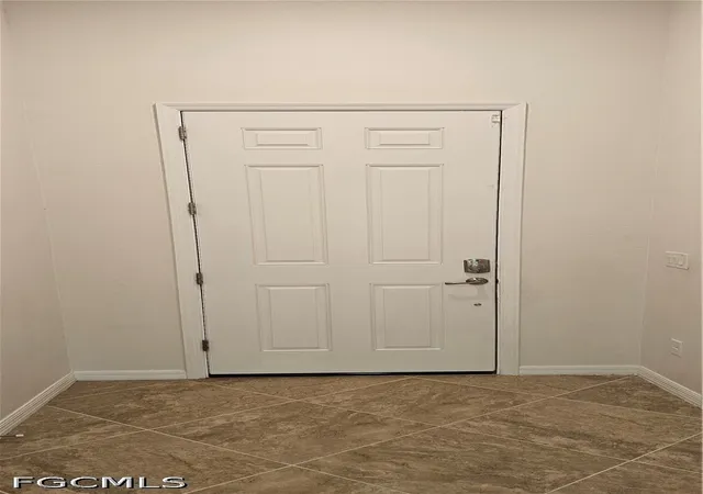 Photo 2 of Single family home for sale at 14312 Vindel Cir, Fort Myers, FL 33905 | MLS# 2026024691 | Listing updated on 2026-08-20