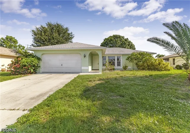 Photo 2 of Single family home for sale at 1401 Se 3rd Street, Cape Coral, FL 33990 | MLS# 2026024733 | Listing updated on 2026-08-30