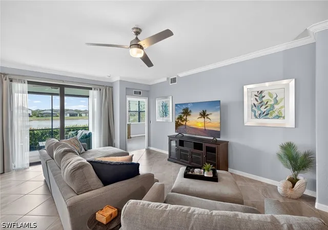 Listing Photo 4 - Condo for sale in building located at 12020 Hawthorn Lake Dr, Fort Myers, FL 33913 - Unit #101