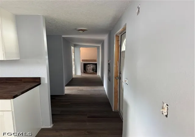 Photo 4 of Manufactured home for sale at 26677 Stardust Dr, Bonita Springs, FL 34135 | MLS# 2026025234 | Listing updated on 2026-08-19