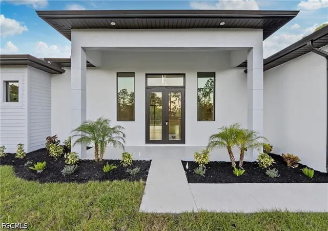 Photo 2 of Sale Pending at 3194 56th Avenue Ne, Naples, FL 34120 | MLS# 2026025286 | Listing updated on 2026-08-25