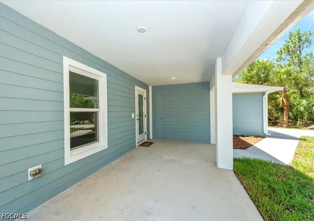 Photo 4 of Single family home for sale at 414 Cleveland Ave, Lehigh Acres, FL 33972 | MLS# 2026025379 | Listing updated on 2026-08-26