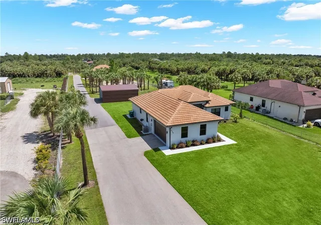Photo 3 of Single family home for sale at 2759 18th Avenue SE, Naples, FL 34117 | MLS# 226021955 | Listing updated on 2026-08-17