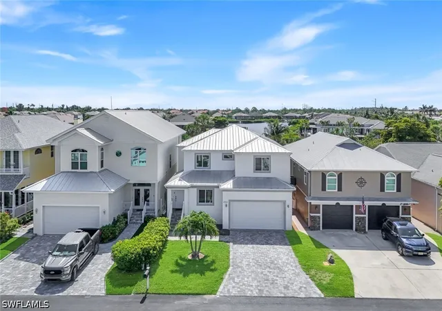 Photo 3 of Single family home for sale at 6053 Montego Bay Loop, Fort Myers, FL 33908 | MLS# 226022352 | Listing updated on 2026-08-30