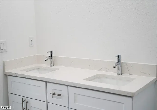Photo 4 of Single family home for sale at 182 Ocean Park Dr, Lehigh Acres, FL 33972 | MLS# 2026025442 | Listing updated on 2026-08-14