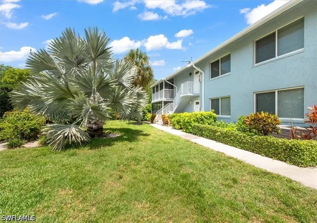 Photo 2 of Condo for sale at 200 Palm Dr #4, Naples, FL 34112 | MLS# 226022254 | Listing updated on 2026-08-30