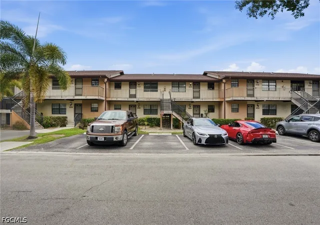 Photo 1 of Sale Pending at 5323 Treetops Dr #T203, Naples, FL 34113 | MLS# 2026025605 | Listing updated on 2026-08-24